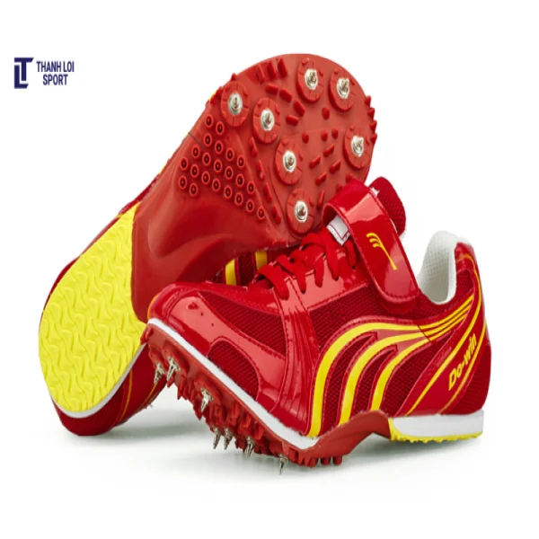 Điểm khác biệt giữa giày điền kinh và giày thường là gì?