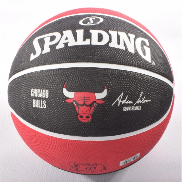 qua-bong-ro-spalding-nba-team-chicago-bull-outdoor-size-7-2-1