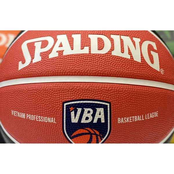 qua-bong-ro-spalding-vba-saigon-heat-outdoor-size-7-3