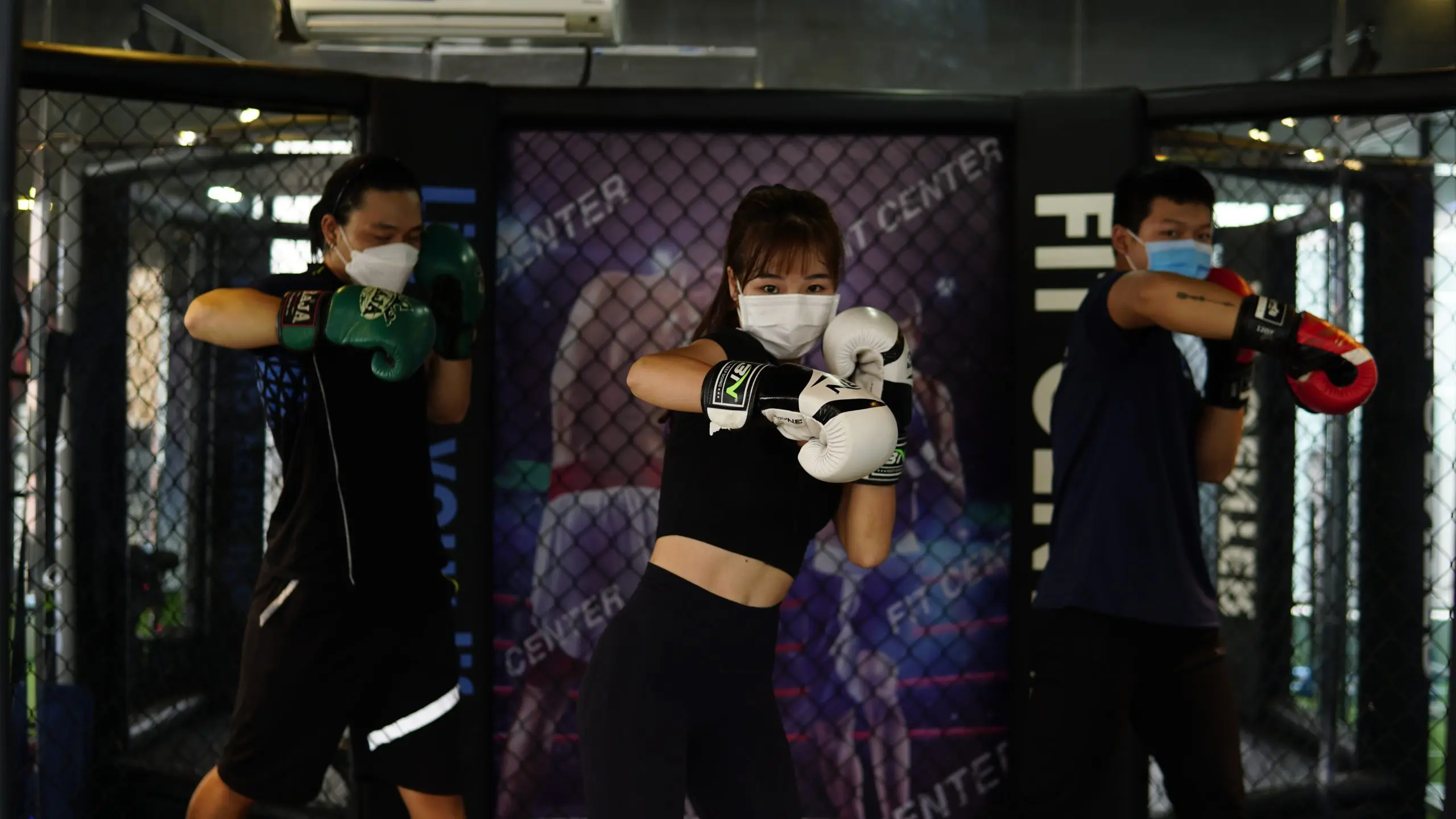 cac-ky-thuat-phong-thu-boxing-can-ban-scaled